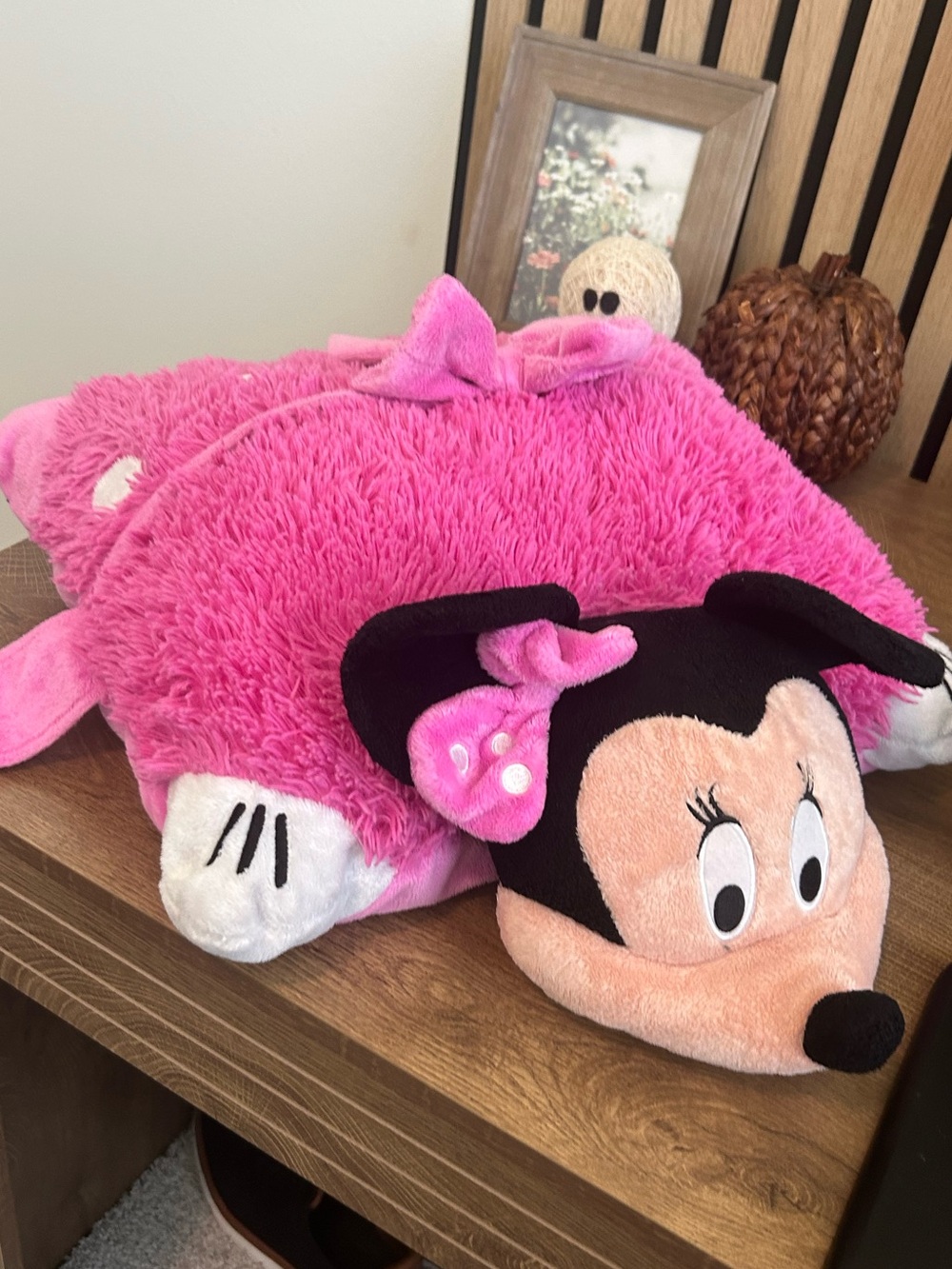 Disney Pink Minnie Mouse Pillow Pet